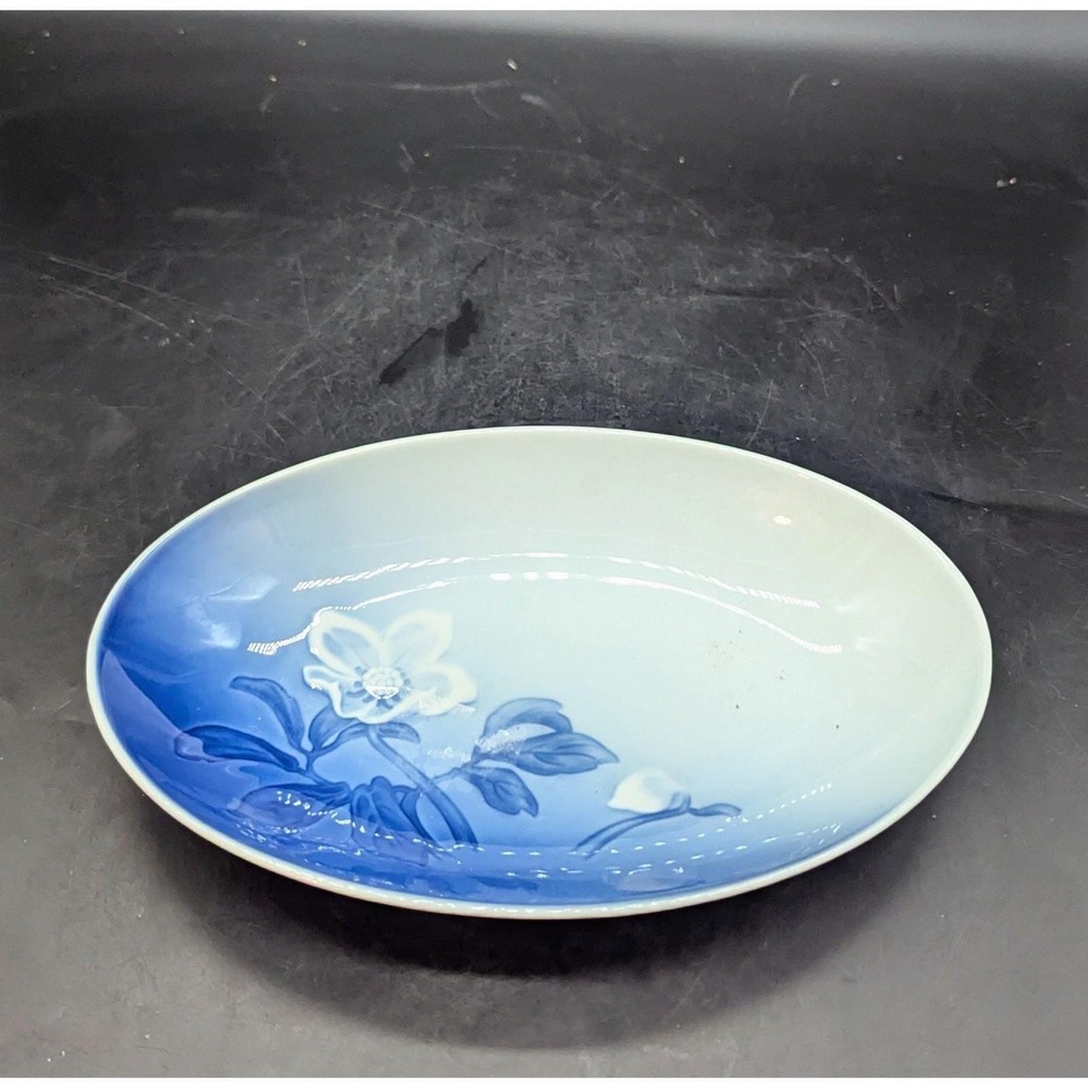 Royal Copenhagen Bing & Grondahl Blue Oval Dish Christmas Rose 39 Denmark